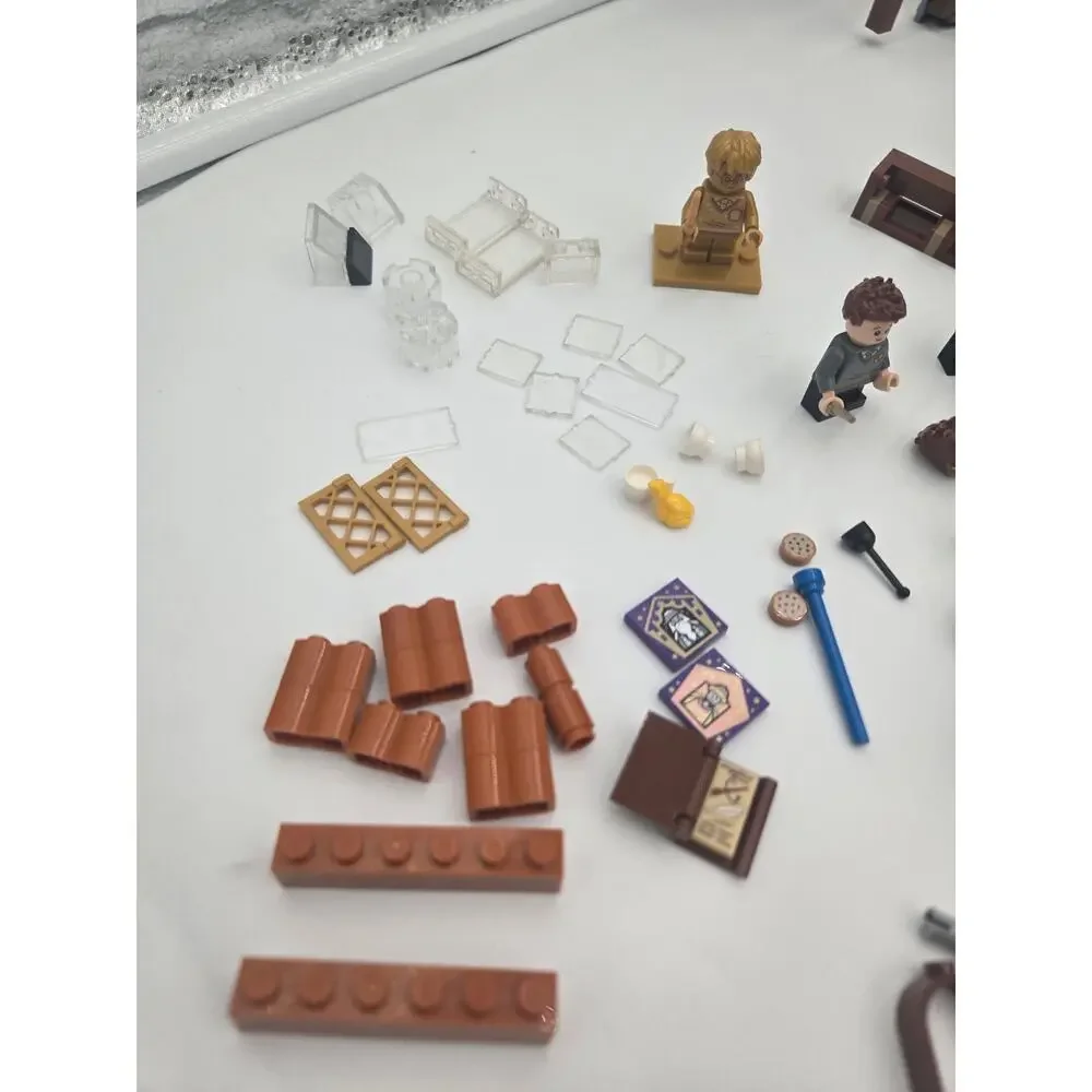 LEGO Harry Potter Hogwarts Modular Lot 15 Minifigures Sets Manuals Parts